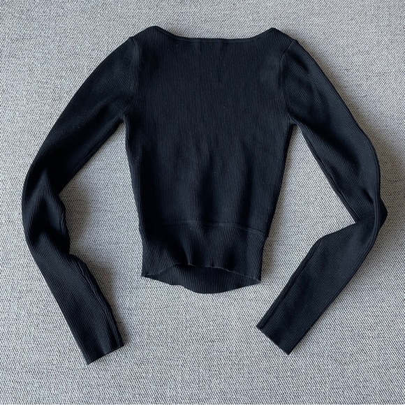 Aritzia Wilfred Yacine Cut Out Knot Top Black - Picture 4 of 6